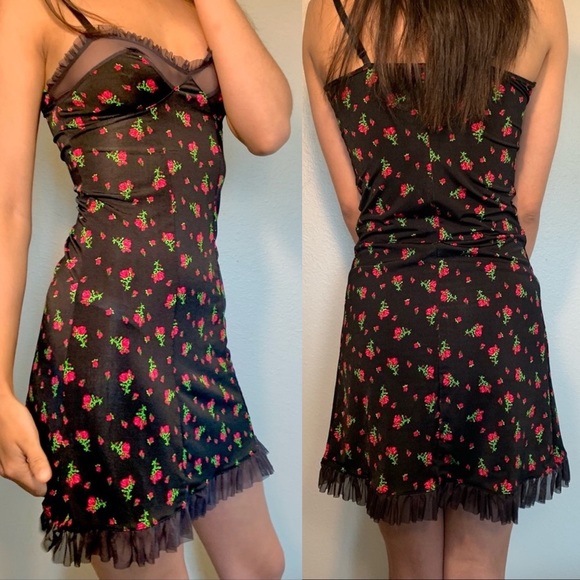 Victoria's Secret Other - Victoria Secret Y2K Sexy Little Thing Rare Rosette Slip Dress - Size Small